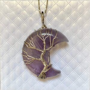 Μεδαγιόν σε σχήμα Φεγγαριού από Αμετίστη