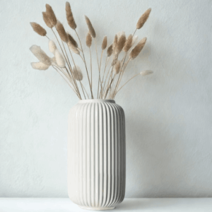 Μίνιμαλ ριγέ βάζο