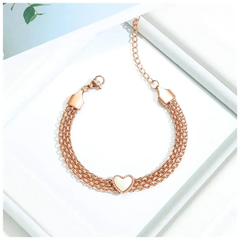 Amanda-kk-3-800x800 Amanda-kk-3-800x800